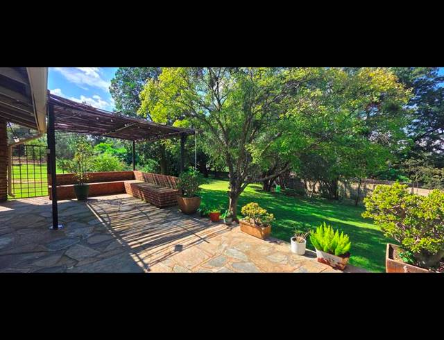 FARM FOR SALE IN ZONNEHOEWE